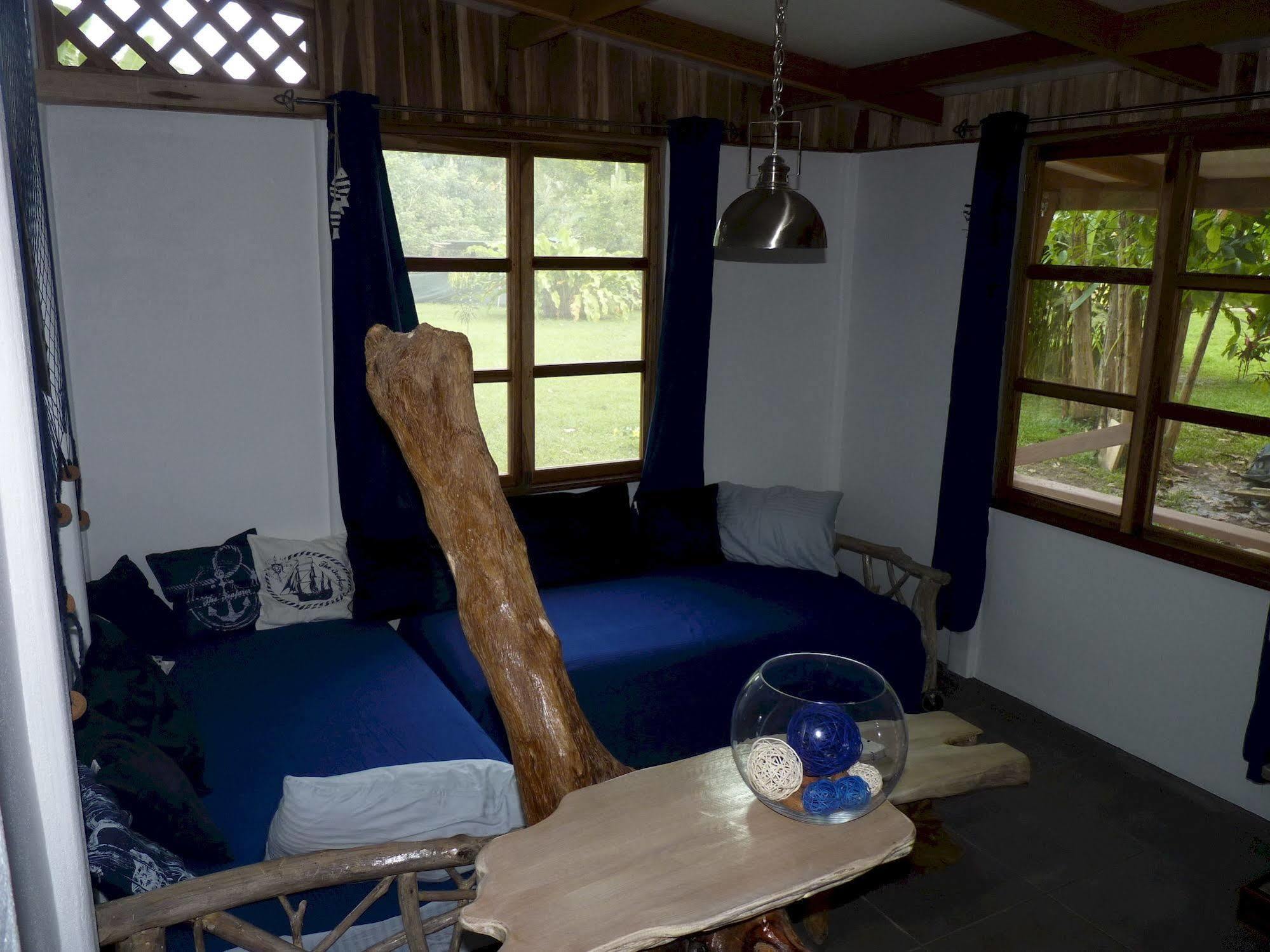 3 Bamboo Eco Lodge Cahuita Extérieur photo